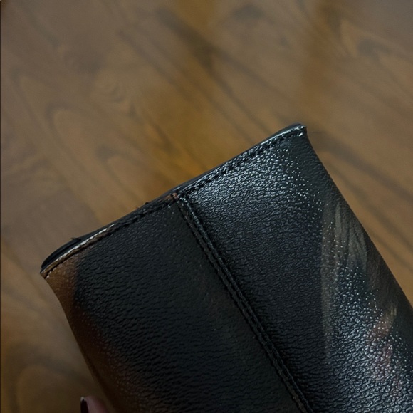 Fallen Angel Handbag - Picture 8 of 8